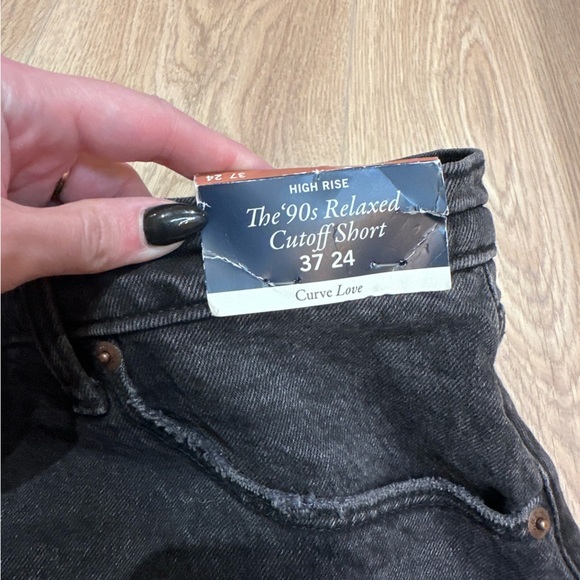 NWT Abercrombie & Fitch 90s Relaxed Cutoff Shorts Denim Curve Love 37/24 Plus SZ - Picture 9 of 12